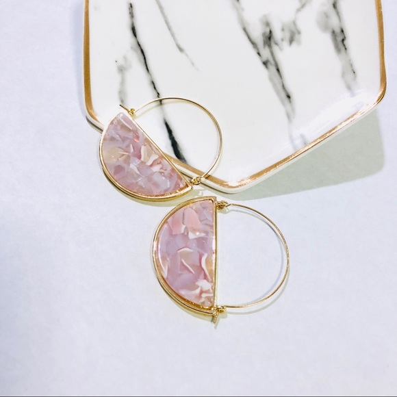 ORNAMENTAL STONE Jewelry - JENNY HALF CIRCLE HOOP DROP PINK PEARL EARRINGS